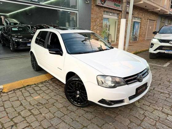 VOLKSWAGEN GOLF 1.6 MI SPORTLINE LIMITED EDITION 8V FLEX 4P MANUAL VOLKSWAGEN GOLF 1.6 MI SPORTLINE LIMITED EDITION 8V FLEX 4P MANUAL